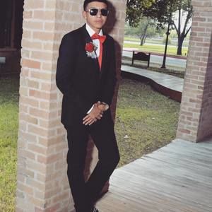 Meet your Posher, Benito